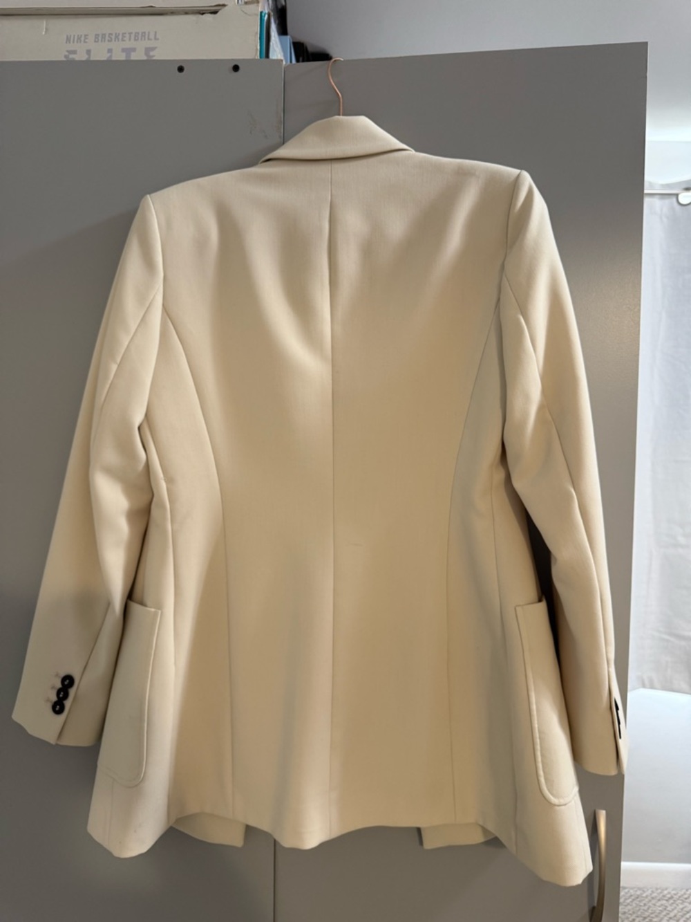 ZARA Ivory Single-Button Tailored Blazer - Picture 3 of 3